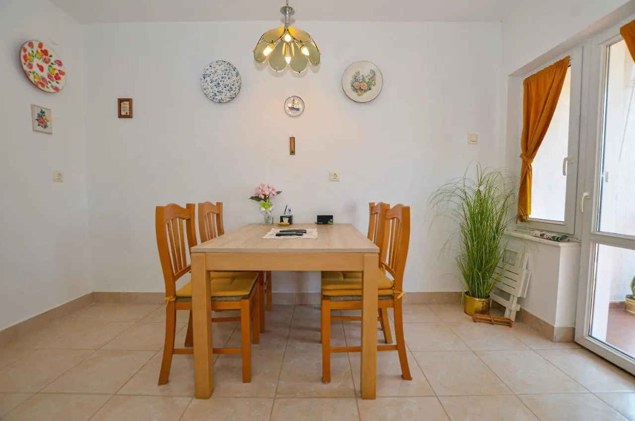 Lidia Apartment Rovinj 0*,
